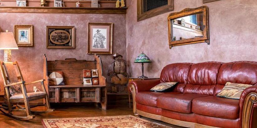 Люкс Deluxe Кровать Кинг, Bisbee Grand