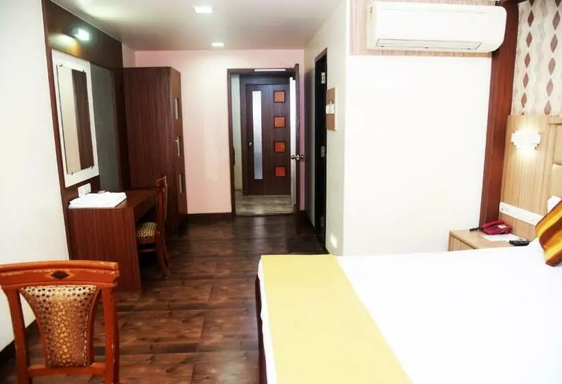 デラックスルーム, Indiana Inn