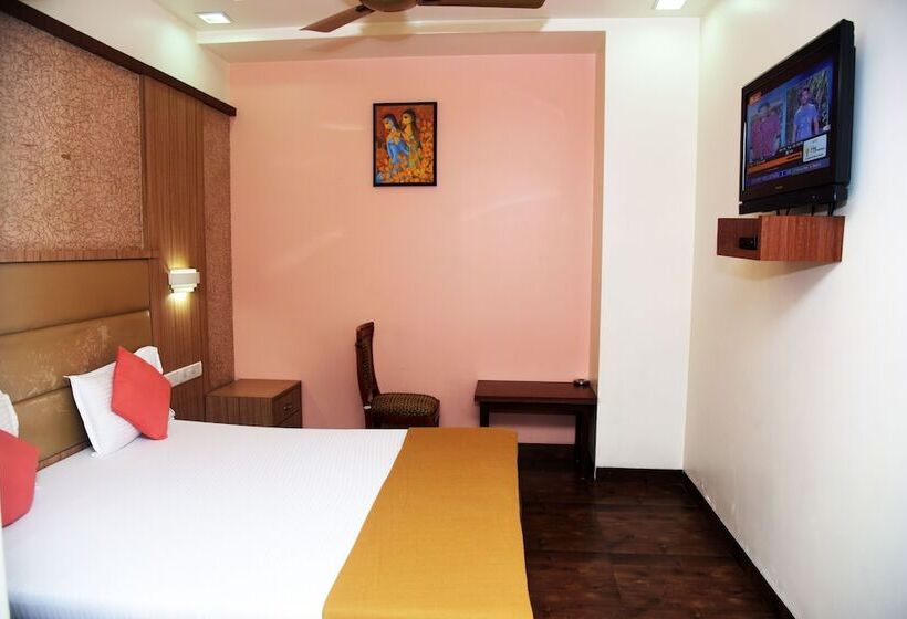 豪华房间, Indiana Inn