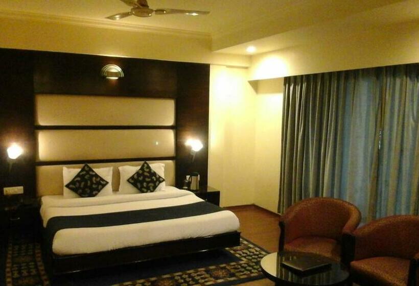 اتاق لوکس, Indraprastha Resort Dalhousie