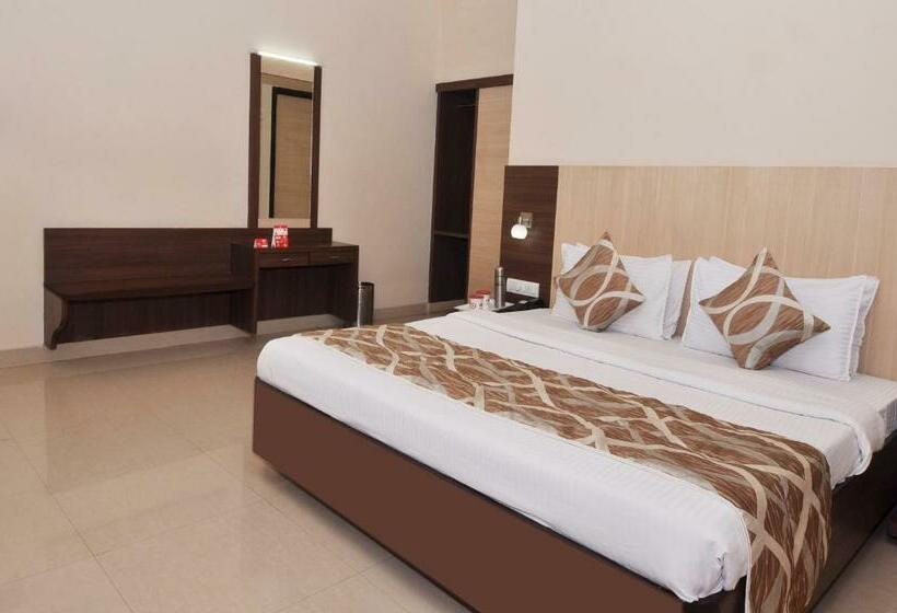 Номер Deluxe, Sivamurugan Hotels
