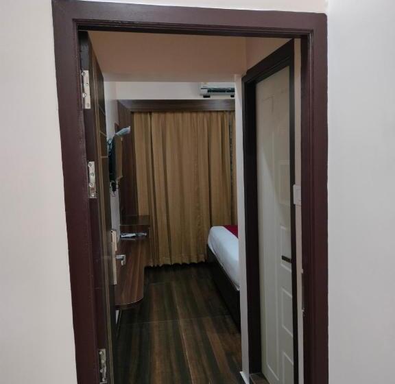 スイート（家族用）, Sivamurugan Hotels