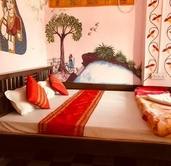 اتاق استاندارد با چشم‌انداز دریاچه, Surja Guest House