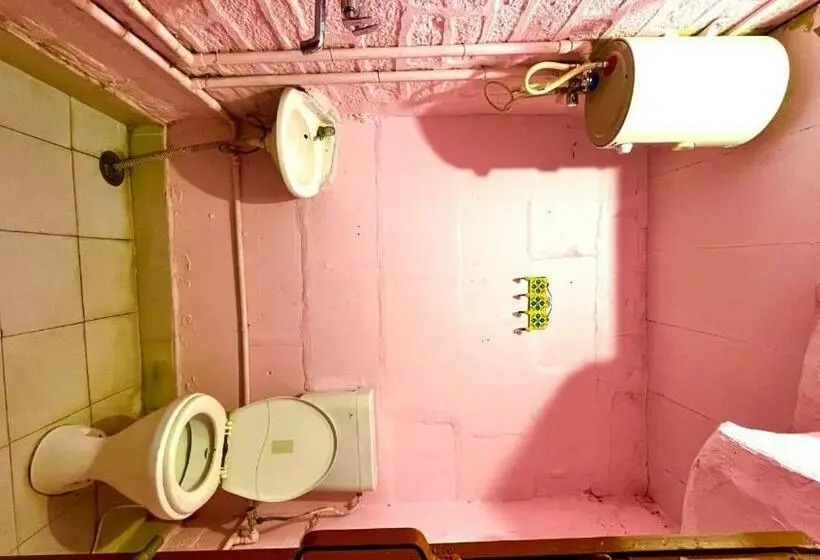 اتاق لوکس, Surja Guest House