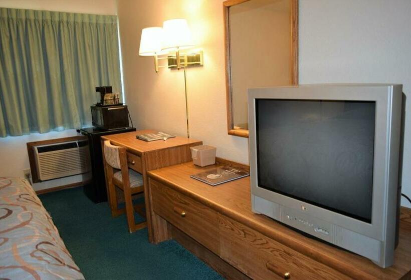 غرفة قياسية, Country Inn Libby