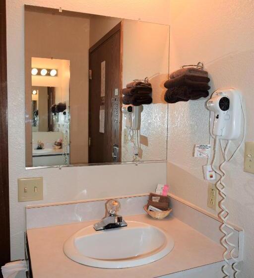 غرفة قياسية سرير كينج, Country Inn Libby