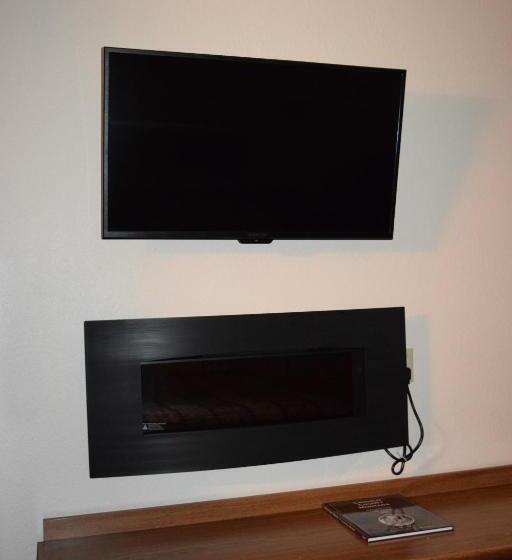 غرفة قياسية سرير كينج, Country Inn Libby