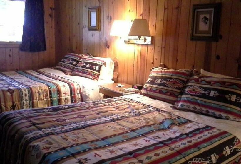 带特大床的标准间, Elkhorn Lodge