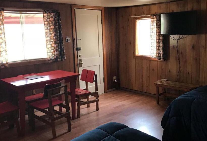 Хижина, Elkhorn Lodge
