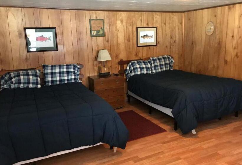 小室, Elkhorn Lodge