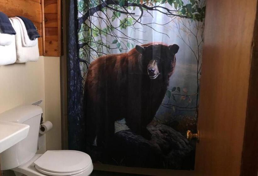 小室, Elkhorn Lodge