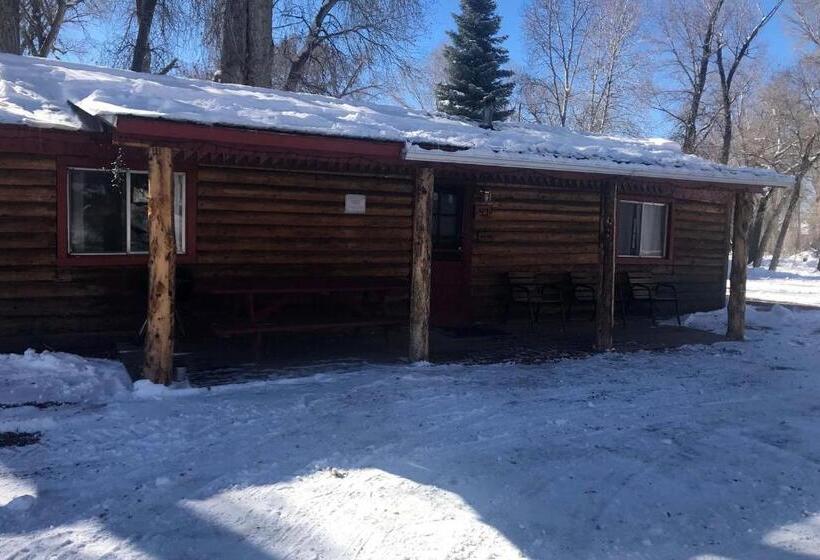 小室, Elkhorn Lodge