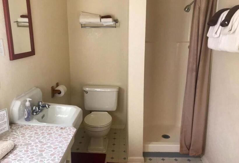 小室, Elkhorn Lodge