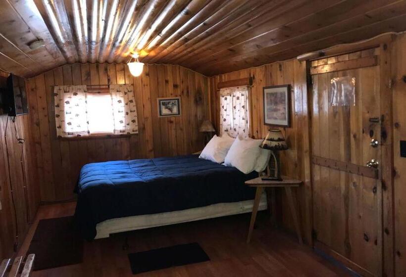 小室, Elkhorn Lodge