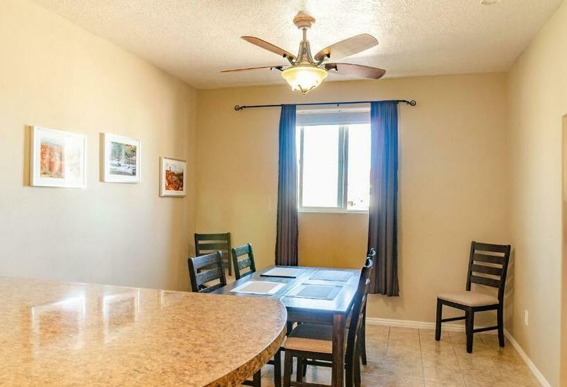 جناح سرير كينج, Mountain Ridge Cabins & Lodging Between Bryce And Zion National Park