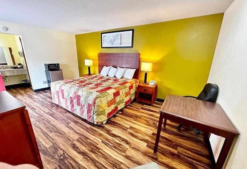 Стандартный Номер Кровать Кинг, Regency Inn Iola