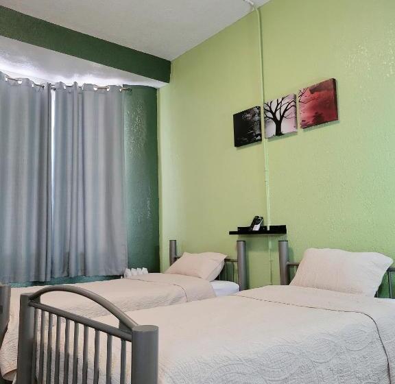 غرفة قياسية, Orange Village Hostel