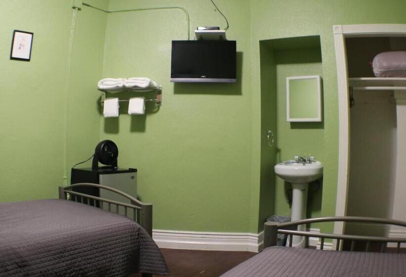 غرفة قياسية حمام مشترك, Orange Village Hostel