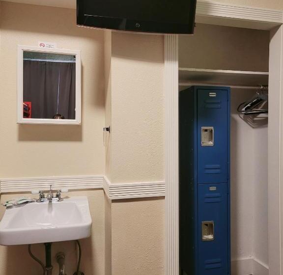 غرفة قياسية ثلاثية حمام مشترك, Orange Village Hostel