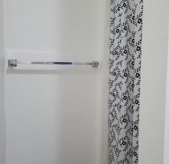 غرفة ديلوكس, Orange Village Hostel