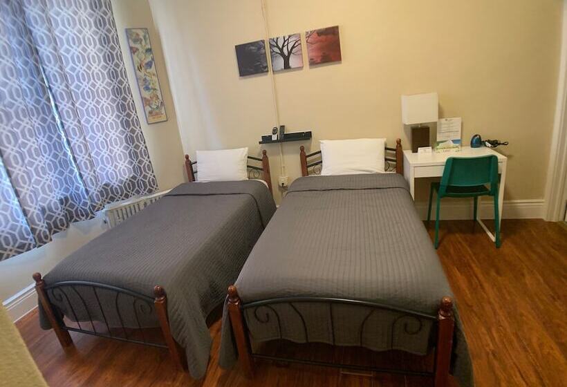 غرفة قياسية, Orange Village Hostel