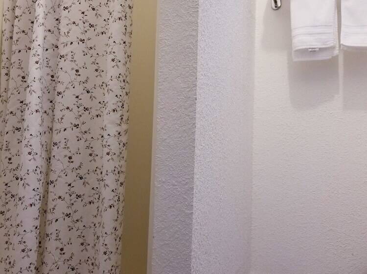 غرفة ديلوكس, Orange Village Hostel