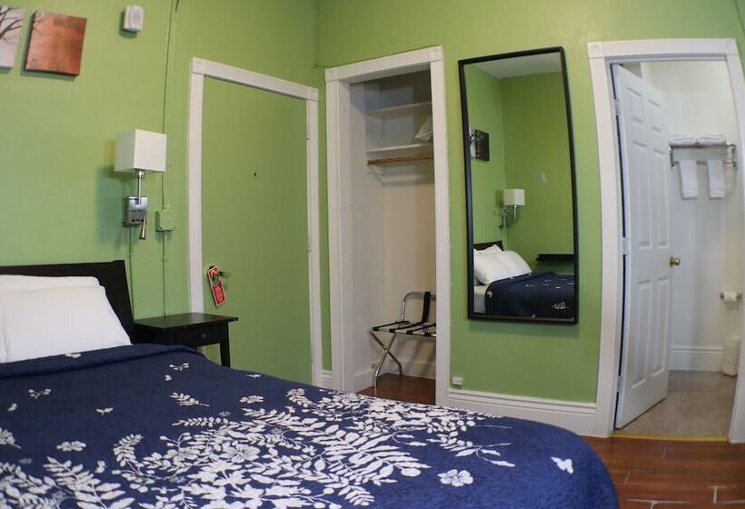 غرفة ديلوكس, Orange Village Hostel