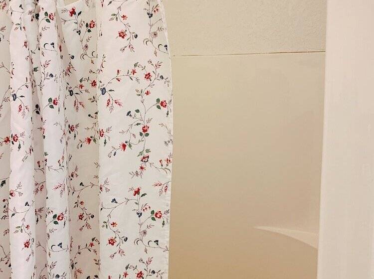 غرفة ديلوكس, Orange Village Hostel