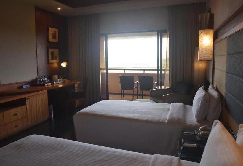 Quarto Deluxe, Radisson Blu Resort & Spa Alibaug