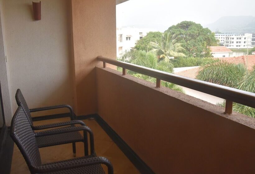 Quarto Deluxe, Radisson Blu Resort & Spa Alibaug