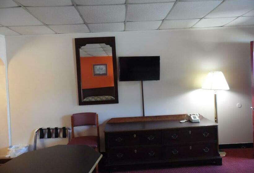 غرفة قياسية, Tazewell Motel