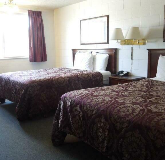 套房, The Pines Motel