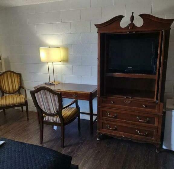 Люкс Deluxe Кровать Кинг, The Pines Motel