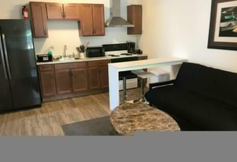חדר דחוקס עם מיטת קינג, Windsor Motel