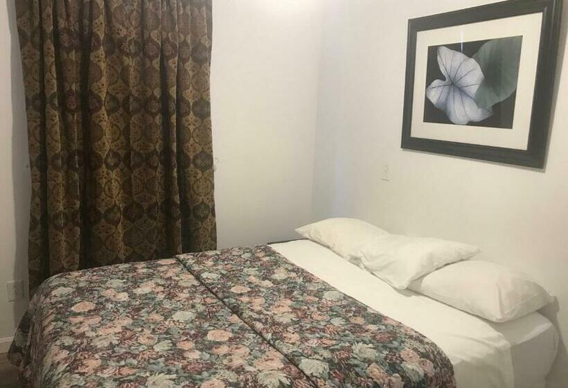 דירת שני חדרים, Windsor Motel