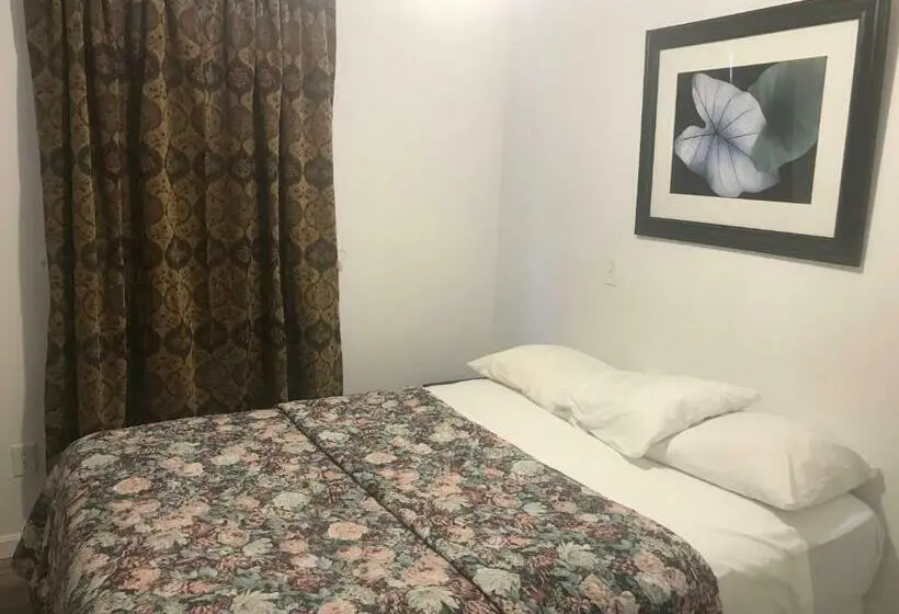 ２ベッドルームアパートメント, Windsor Motel