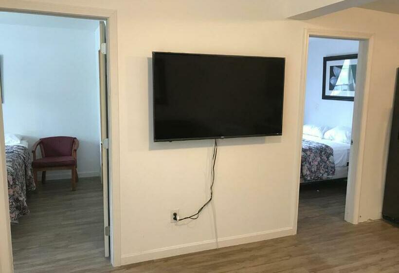 דירת שני חדרים, Windsor Motel
