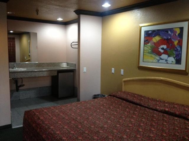Стандартный Номер Кровать Кинг, All 8 Motel