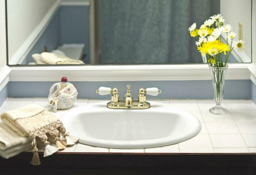 수피리어 룸, Anne's White Columns Inn