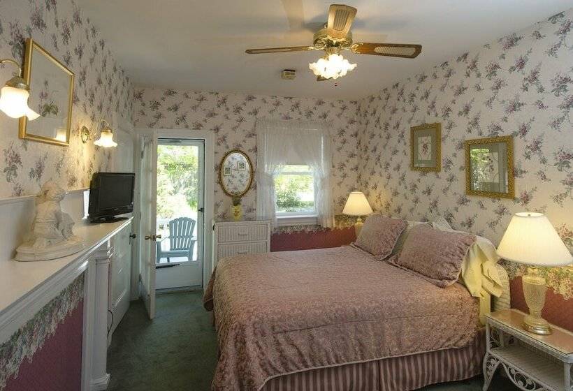 غرفة سوبيريور, Anne's White Columns Inn