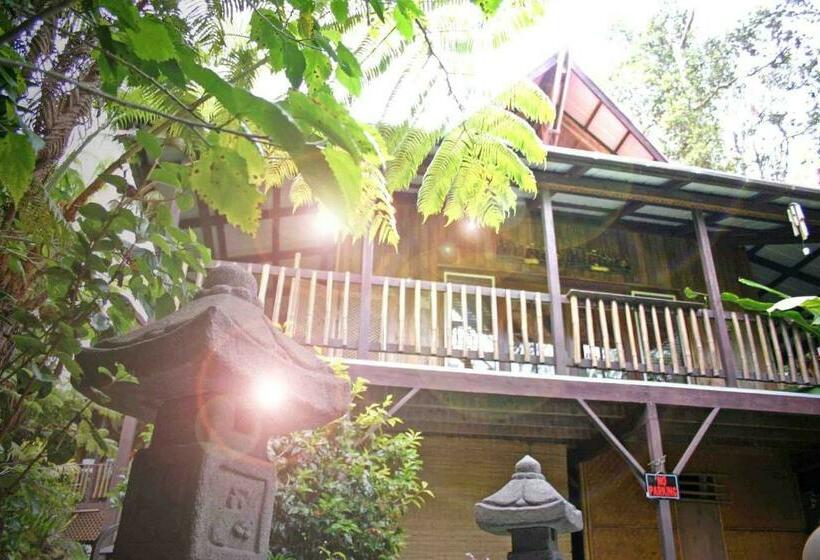 Хижина, Lotus Garden Cottages