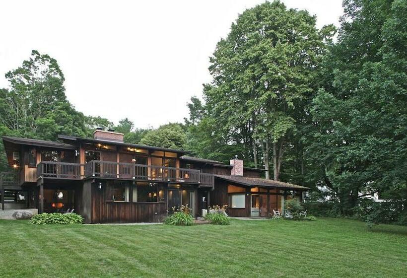 침실 2개 스위트, The Cottage
