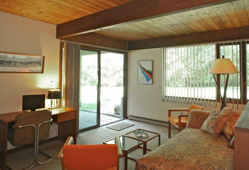 سوییت, The Cottage