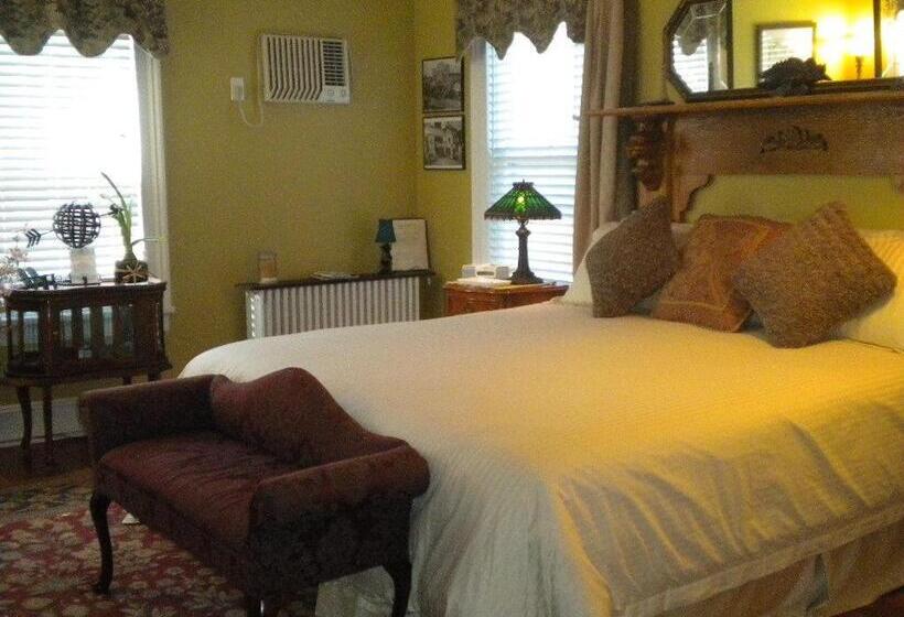 חדר סטנדרט עם מיטת קינג, The Stirling House Waterfront Inn Greenport