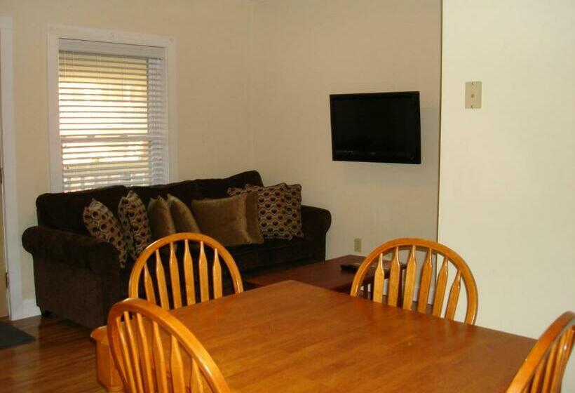 2ベッドスイートルーム, Copley Lareine Motel