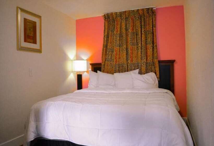 标准间, Del Rancho Motel