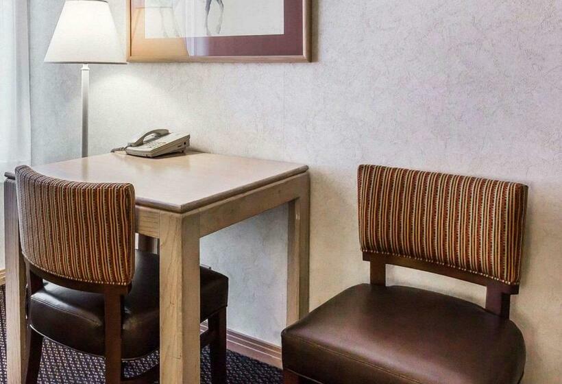 جناح, Quality Suites Moab Near Arches National Park