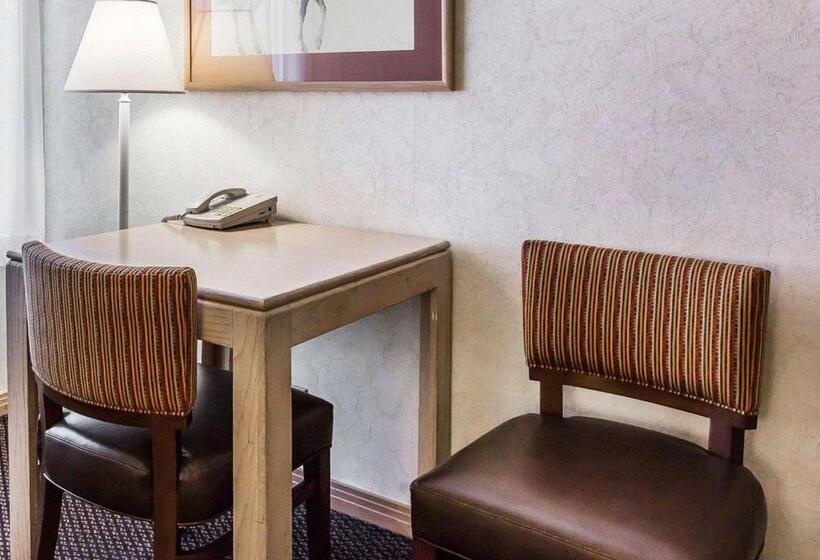 جناح لذوى الاحتياجات الخاصة, Quality Suites Moab Near Arches National Park