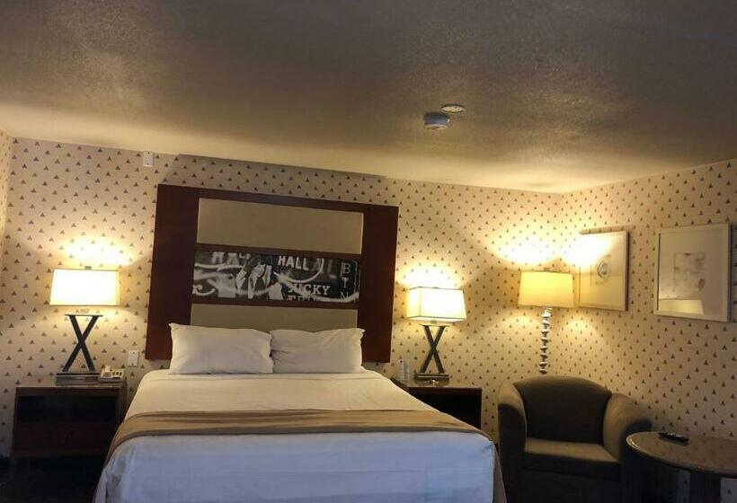 سوییت لوکس, Sunrise Inn