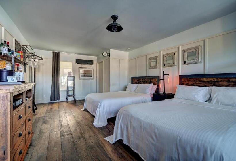 غرفة قياسية مزوَّدة بتراس, The Montauk Beach House